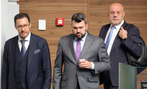 ГЕРБ за "Коалицията на желаещите": Това си е буря в морето, не в чаша вода