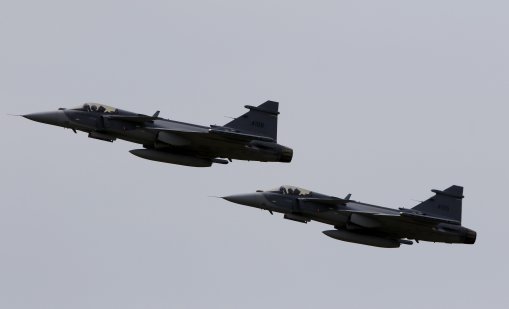 Украйна се приближи много повече до построяването на изтребители Gripen 