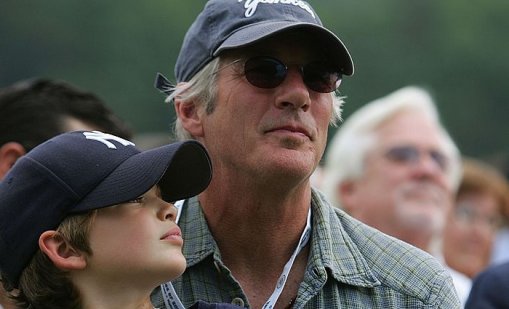 Синът на Ричард Гиър проговори за връзката си с известния си баща