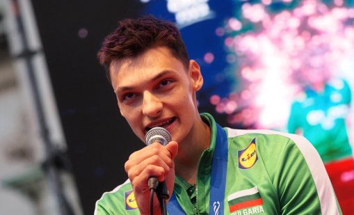 Алекс Николов е най-полезен играч за месец октомври в Суперлига