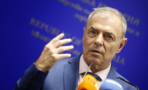 Проф. Сергей Игнатов: Нуждаем се от промяна на учебните програми