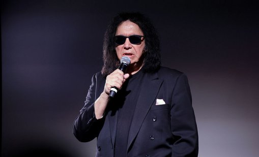 Джийн Симънс от KISS е претърпял катастрофа