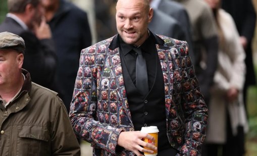  Тайсън Фюри се завръща на ринга срещу руснак 