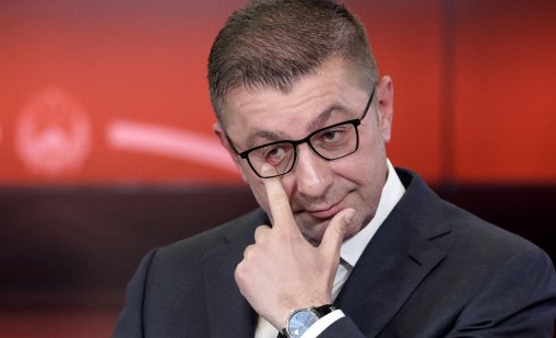 Мицкоски не спира с атаките, живковизмът бил жив сред българските политици