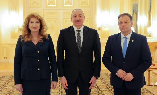 Задълбочаване на енергийното сътрудничество между България и Азербайджан обсъдиха  Йотова с  Алиев 