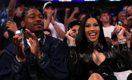 Горещ слух: Карди Би и Стефон Дигс се разделиха?