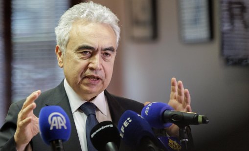 Въпреки кризата в Близкия изток, на пазара има изобилие от петрол