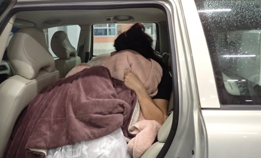 На „Лесово“ задържаха датски шофьор с две укрити тайландки в колата