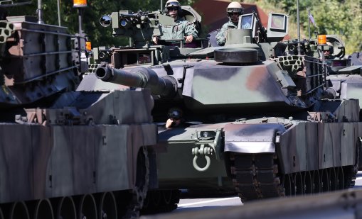 САЩ връщат танковете Abrams в Литва: новото разполагане засилва натиска върху Руси