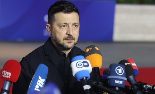 Зеленски: Украинските оръжия с голям обсег поразяват цели на над 1500 км