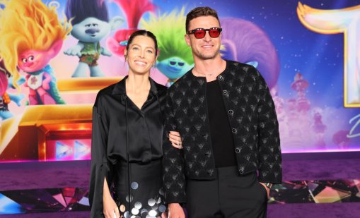 Джъстин Тимбърлейк и Джесика Бийл в очакване на празниците с двамата си сина