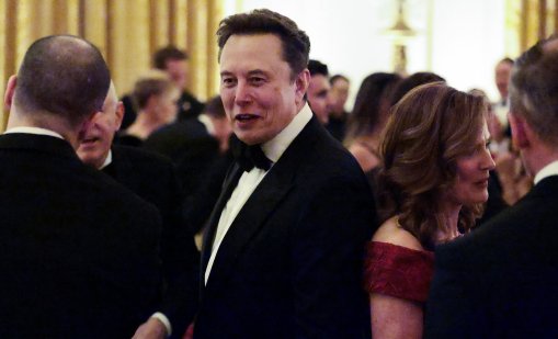 Мъск обеща да подари акции на SpaceX на всяко дете 