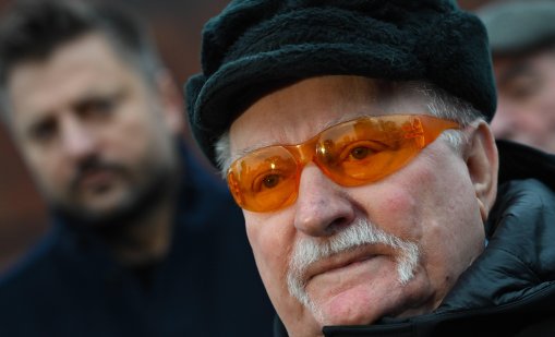 Валенса: Тръмп е "или предател или изключителен лидер"