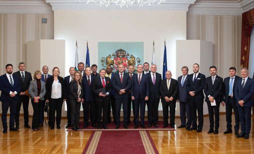 Радев пред почетните консули: Разчитаме да популяризирате България