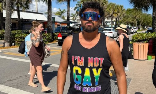 Азис показа документите за брак, ще се омъжва за съпруг-мечта