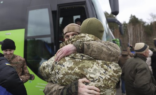 Наркотрафикът на фронта е по-ефективен от доставката на боеприпаси