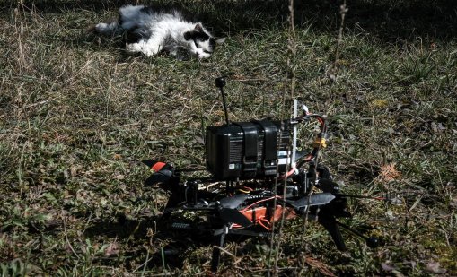 Дрон от руското въздушно пространство удари комин на естонска електроцентрала