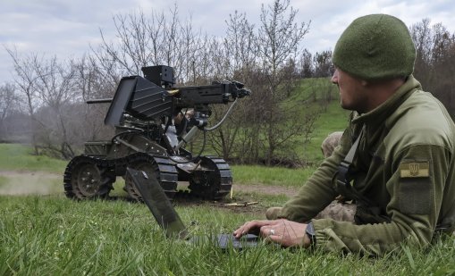 Лондон вижда роля за Киев в Ормузкия проток