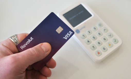 "Револют" спират да работят с български левове от 17 декември