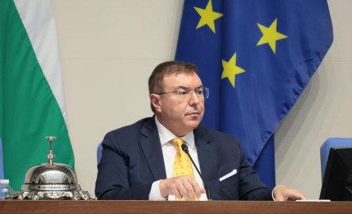 Костадин Ангелов, ГЕРБ: От опозицията получаваме само критики и нито едно решение 