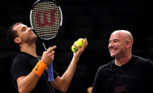 Андре Агаси и Григор Димитров позират голи до кръста