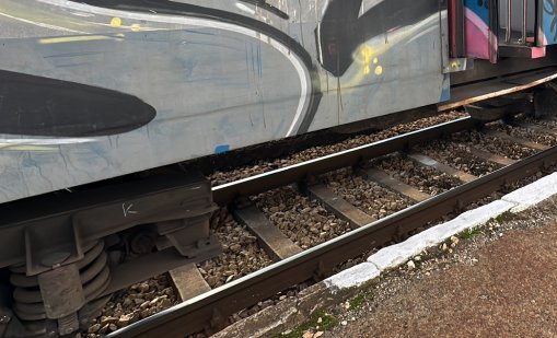 Пътнически влак от Свиленград за Пловдив удари мъж, той оцеля