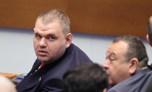 ДПС поиска СГП да провери  Демерджиев за незаконно разследване на Пеевски