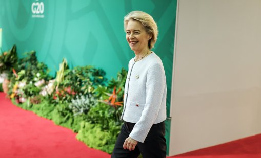 Урсула фон дер Лайен: Границите на Украйна не могат да бъдат променяни със сила