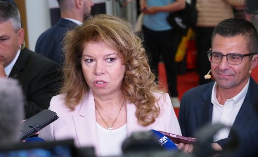 Илияна Йотова: Ситуацията с дефицита не е специфична само за България