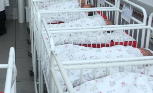 Изтеглят бебешка храна в Европа, включително в България