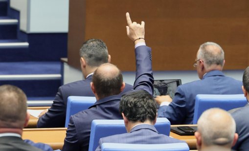 "Прогресивна България" оглави 14  парламентарни комисии