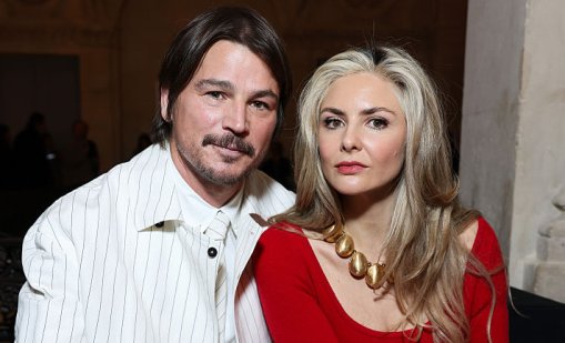 Джош Хартнет и съпругата му Тамсин с романтична поява в Париж