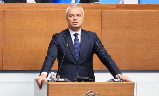 Костадин Костадинов за позициите на ПП-ДБ за КПК: Това е тотална политическа шизофрения