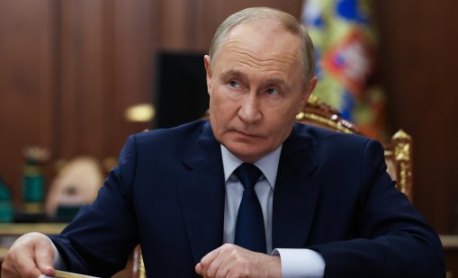Защо войната в Украйна е за оцеляването на Владимир Путин