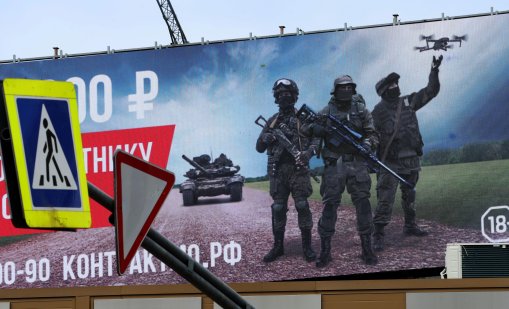 "Черните вдовици" в Русия: Фиктивни бракове с войници заради обезщетението при смърт
