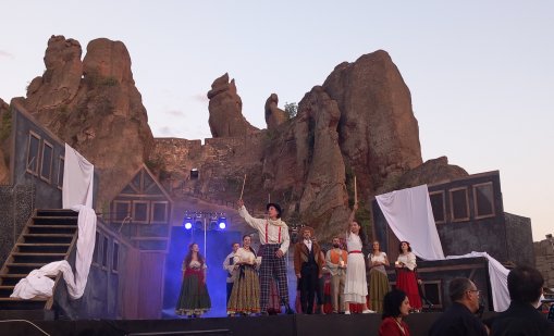 Фестивалите "Опера на върховете" и "Сцена на върховете" на Белоградчишките скали са с осигурен бюджет