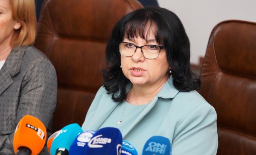 Петкова: Кабинетът няма да позволи необосновано покачване на цените