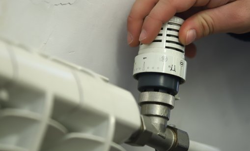 Започва поетапно спиране на парното в София