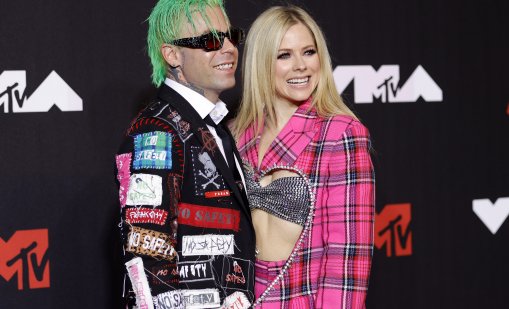 Певецът Мод Сън описа раздялата си с Аврил Лавин като брутална