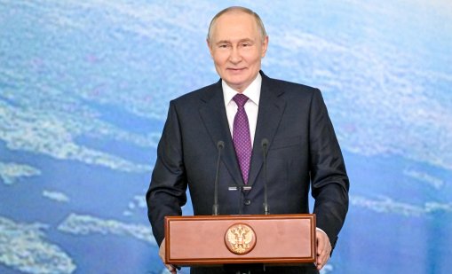 Китай посреща и Путин, но много по-скромно от Тръмп 