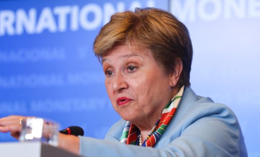 МВФ отпуска около $690 милиона за Украйна