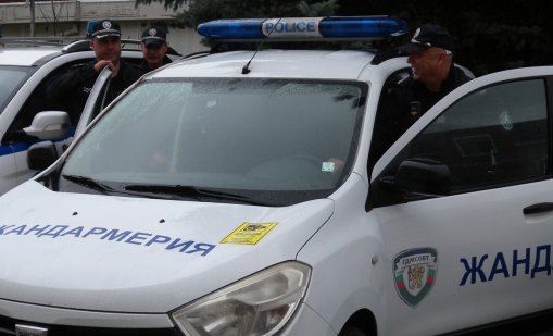 Фентанил в магазин в Хасково, 13 души са задържани при спецакция