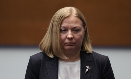 Надежда Йорданова: Завладяването на институциите продължава с години 