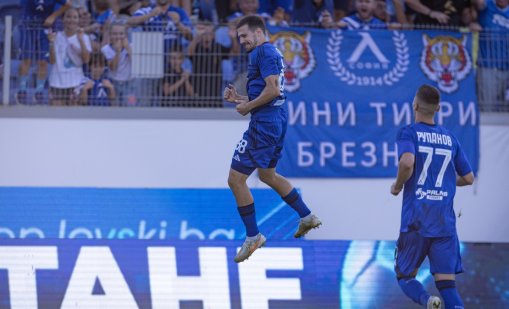 Левски надигра Спартак (Варна), но стигна до трудна победа с 2:1