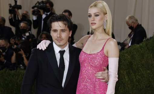 Родителите на Никола Пелц приели Бруклин като свой син