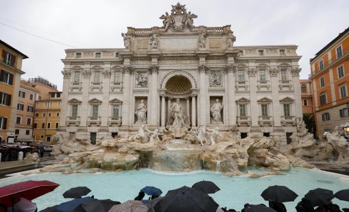 От днес: Такса за посещение на фонтана Треви в Рим