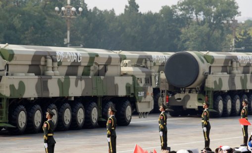 Китай обвини САЩ: Ускорявате заплахата от война с оръжията за Тайван