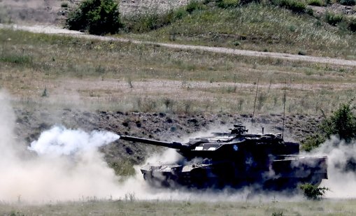 Германия планира закупуването на стотици нови танкове Leopard 2A8