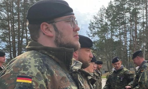 Двама германски войници от НАТО са били бити в Нидерландия