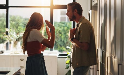 7 знака, че той има властна майка